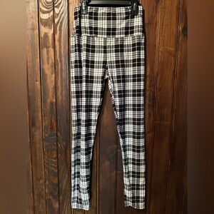 NWOT Women’s High Waisted Plaid Leggings